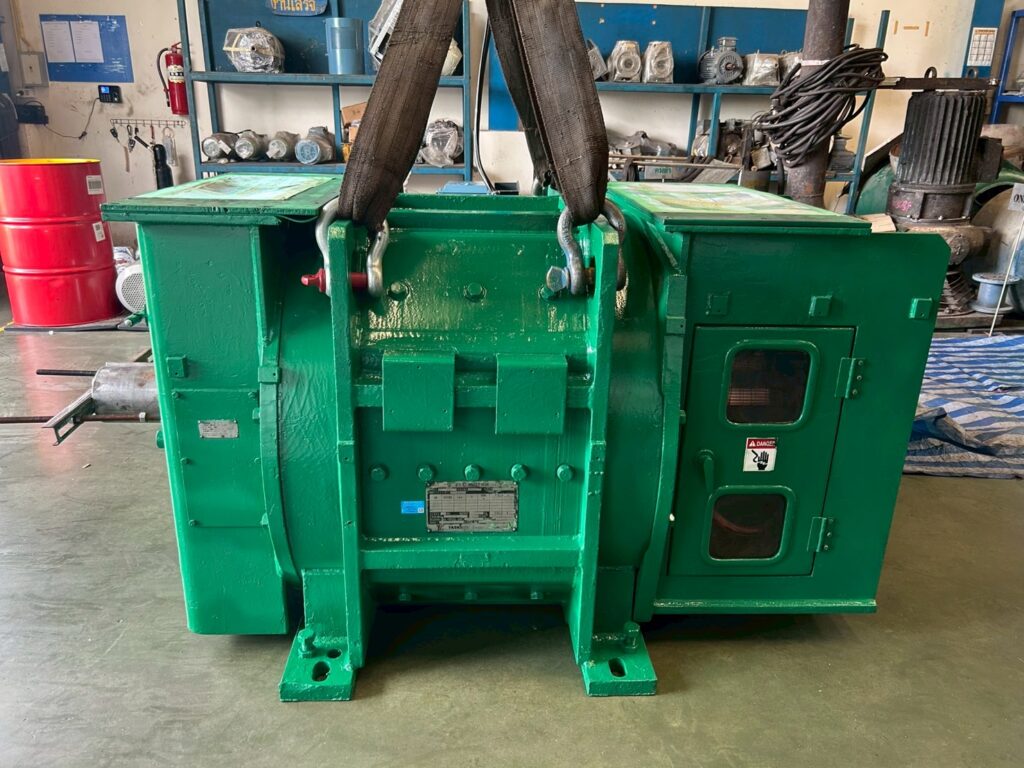 "ผลงานบริการซ่อมบำรุงและ Overhaul มอเตอร์ไฟฟ้ากระแสตรง (DC Motor) ยี่ห้อ YASKAWA ขนาด 1000 kW โดยทีมงานผู้เชี่ยวชาญ บริษัท ฟิวเจอร์เทค อิเล็คทริค จำกัด ตรวจเช็ค ซ่อมแซมระบบขดลวด คอมมิวเตเตอร์ และถ่วงสมดุล Dynamic Balance ตามมาตรฐานโรงงาน"