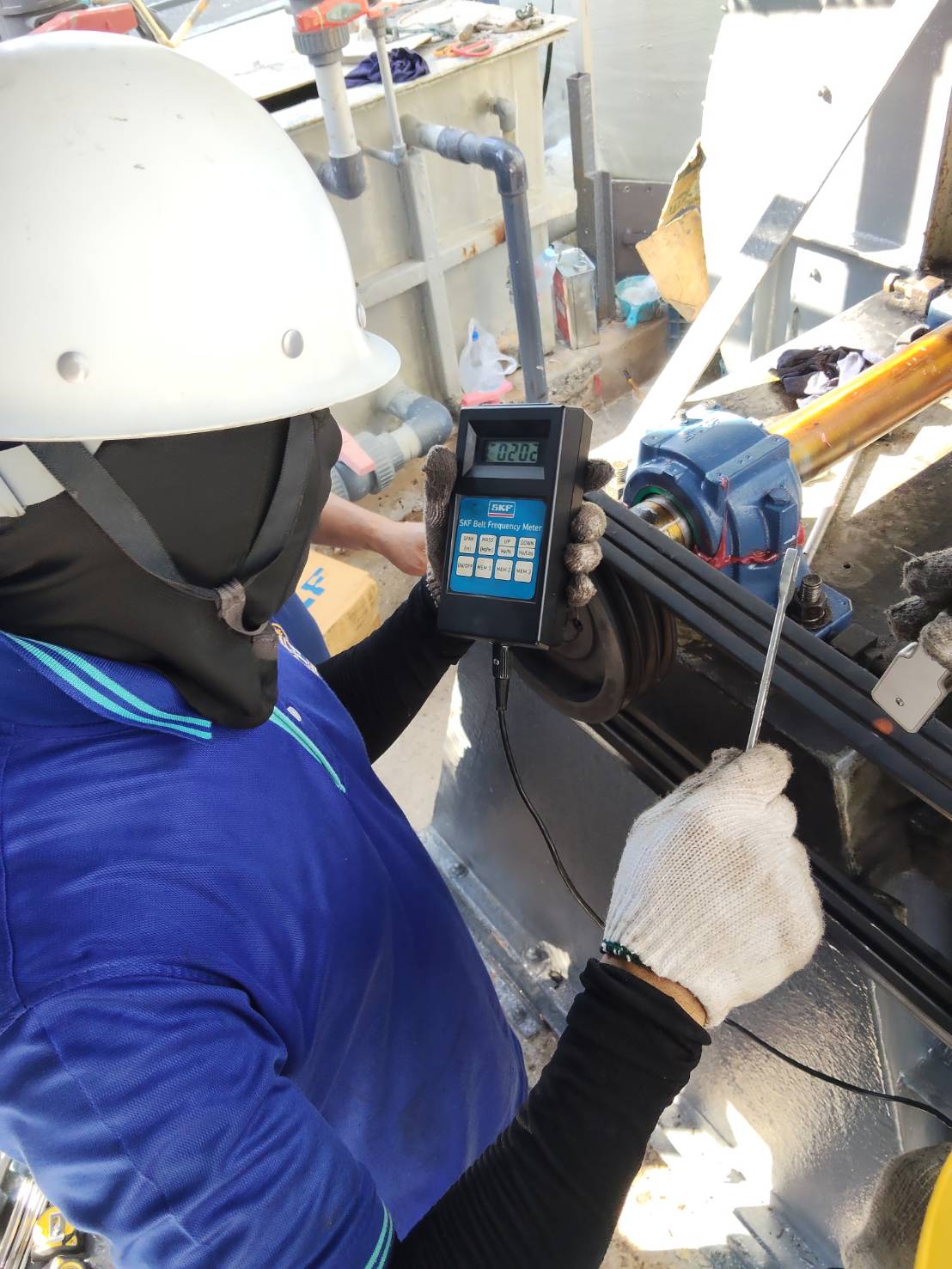 งานตั้งศูนย์และตรวจวัดความตึงสายพานด้วย SKF Belt Frequency Meter